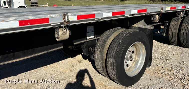 image for item DS2531 2018 Transcraft flatbed trailer