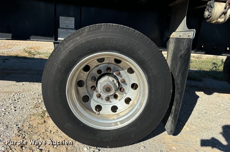 image for item DS2531 2018 Transcraft flatbed trailer