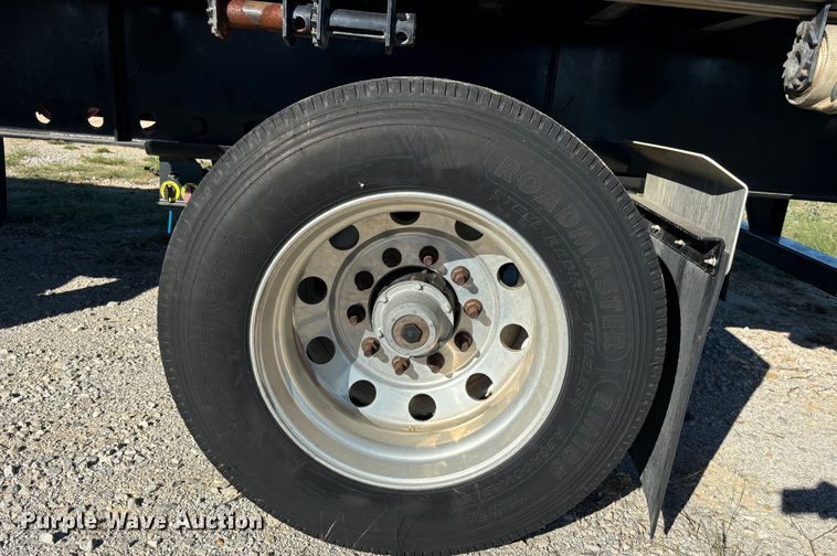 image for item DS2531 2018 Transcraft flatbed trailer