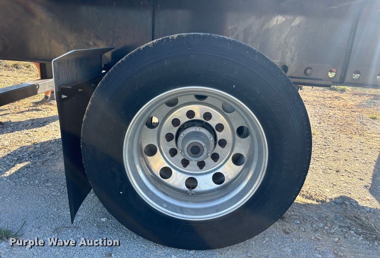 image for item DS2531 2018 Transcraft flatbed trailer