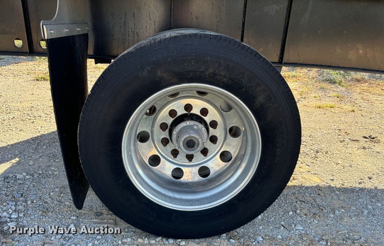 image for item DS2531 2018 Transcraft flatbed trailer