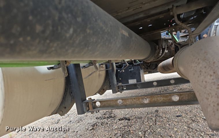 image for item DS4813 2014 International Eagle ProStar semi truck