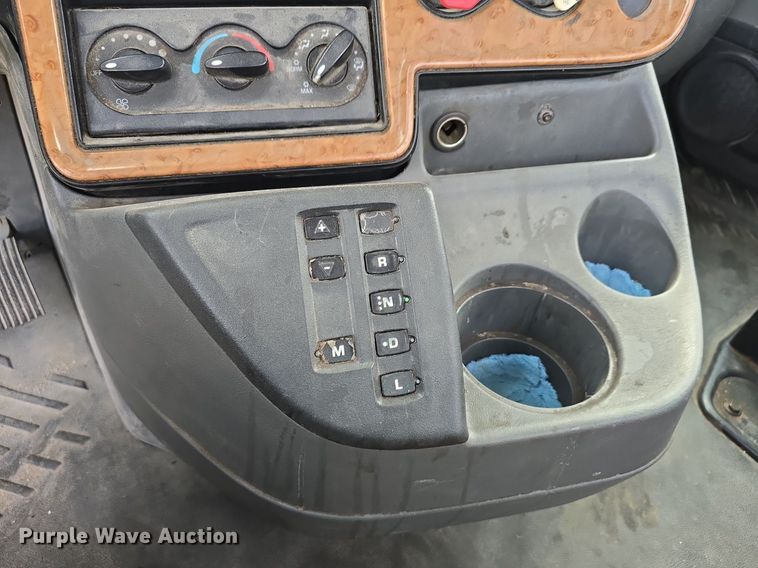 image for item DS4813 2014 International Eagle ProStar semi truck