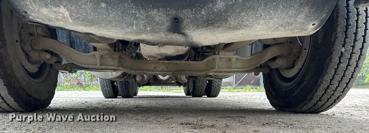 image for item DT2001 2009 Mack  CUX613 semi truck