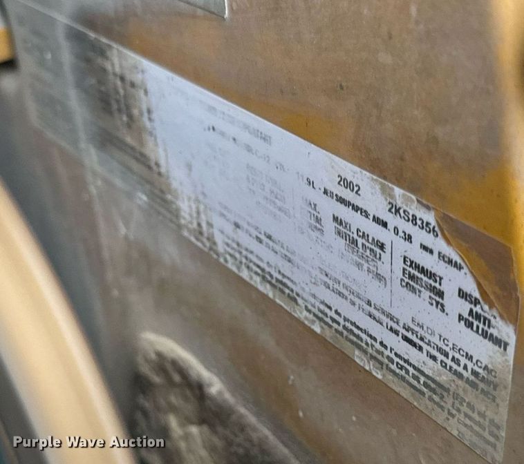 image for item DT2002 2003 Kenworth T800 semi truck