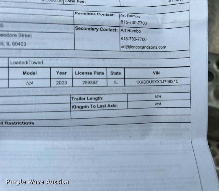 image for item DT2002 2003 Kenworth T800 semi truck