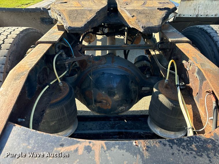 image for item DT2009 2007 Sterling  A-Line semi truck