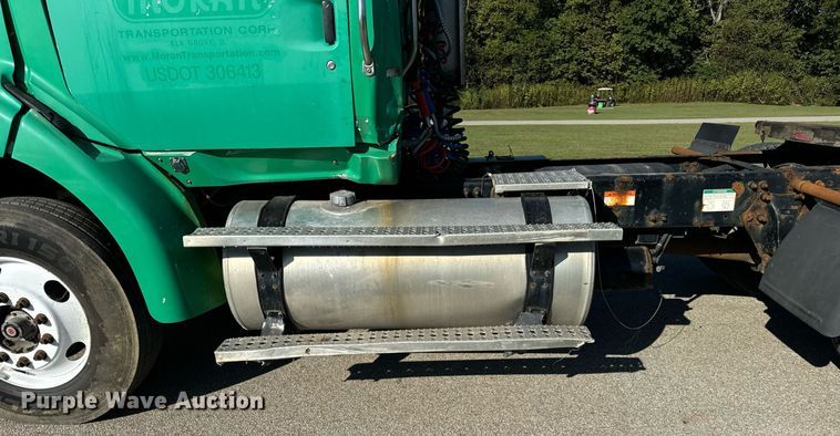 image for item DT2011 2007 Sterling  A-Line semi truck