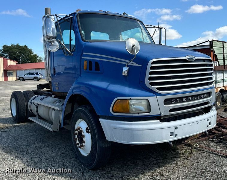 image for item DT2013 2005 Sterling  A-Line semi truck