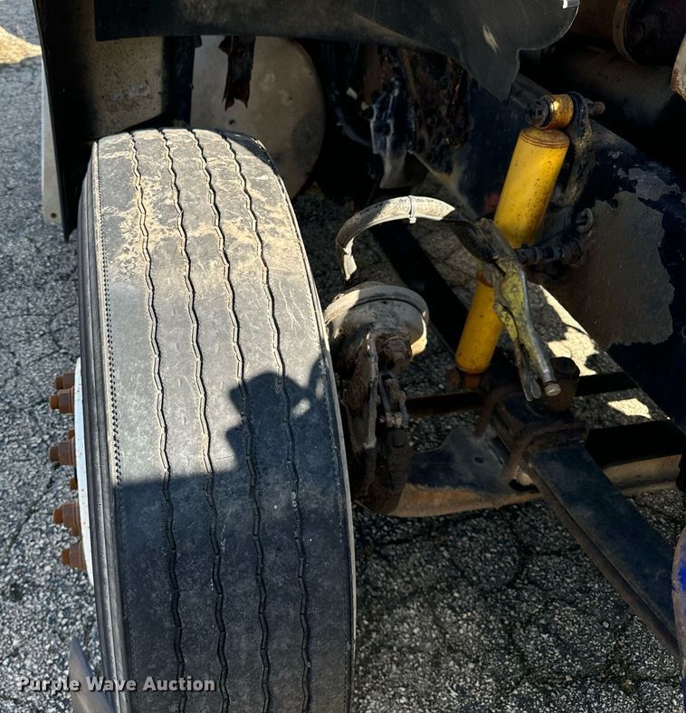 image for item DT2013 2005 Sterling  A-Line semi truck