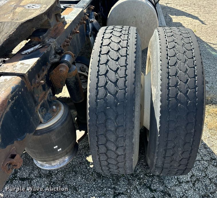 image for item DT2013 2005 Sterling  A-Line semi truck