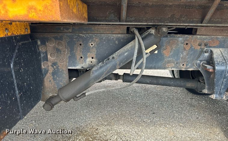 image for item DT2015 2006 Sterling  Acterra rollback truck