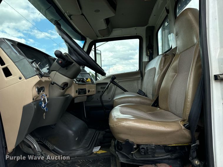 image for item DT2015 2006 Sterling  Acterra rollback truck