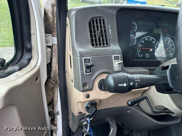 image for item DT2015 2006 Sterling  Acterra rollback truck