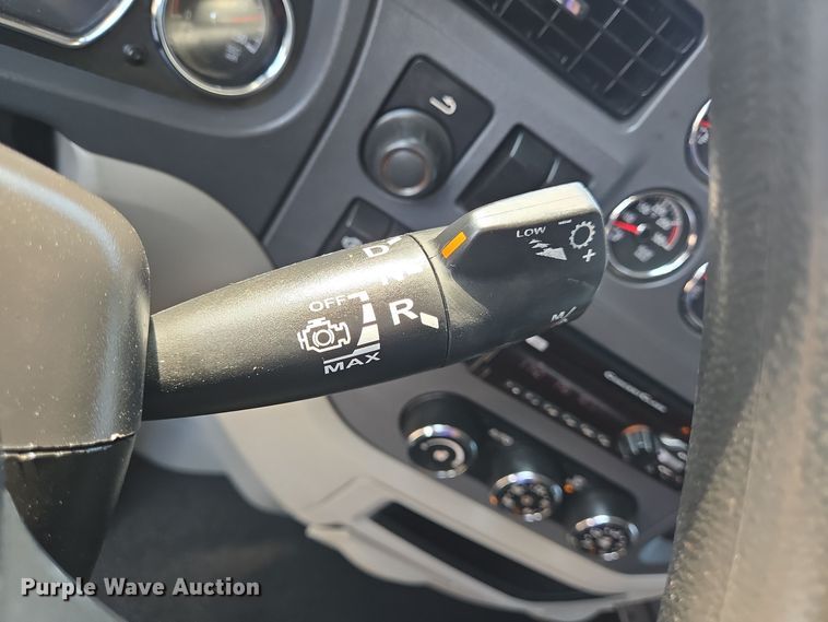 image for item DT5279 2021 Peterbilt 579 semi truck