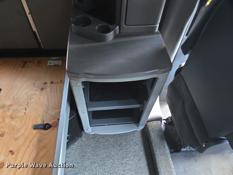 image for item DT5279 2021 Peterbilt 579 semi truck