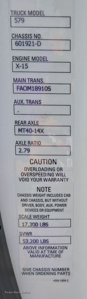 image for item DT5281 2019 Peterbilt 579 semi truck