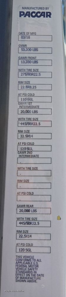 image for item DT5281 2019 Peterbilt 579 semi truck