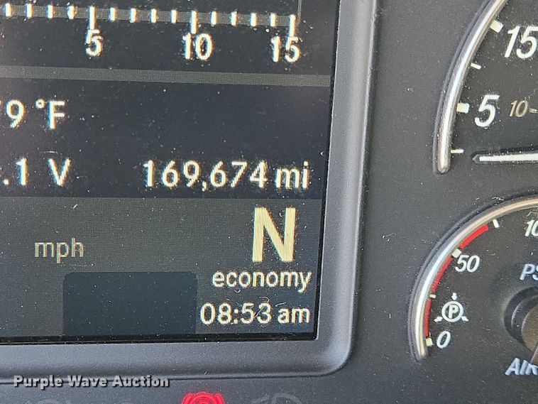 image for item DT5286 2022 Freightliner  Cascadia  semi truck