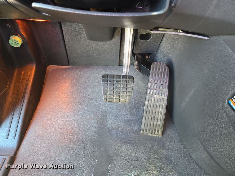 image for item DT5286 2022 Freightliner  Cascadia  semi truck