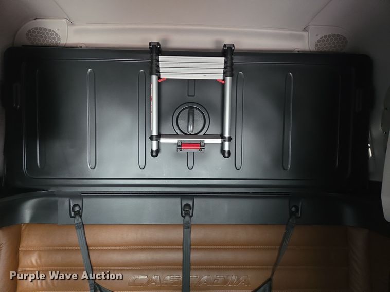 image for item DT5286 2022 Freightliner  Cascadia  semi truck