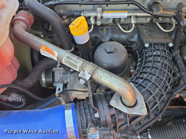 image for item DT5286 2022 Freightliner  Cascadia  semi truck