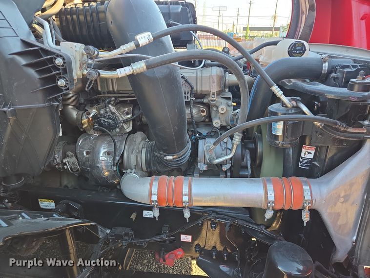 image for item DT5286 2022 Freightliner  Cascadia  semi truck