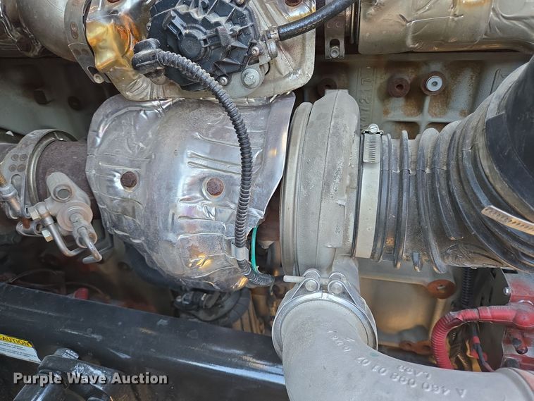 image for item DT5286 2022 Freightliner  Cascadia  semi truck