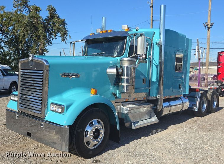 image for item DT5287 2001 Kenworth  W900 semi truck