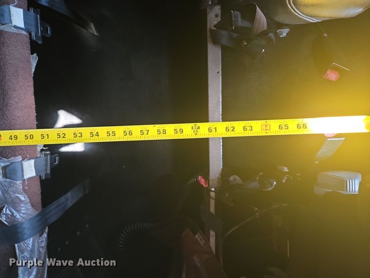 image for item DT5287 2001 Kenworth  W900 semi truck