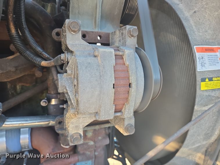 image for item DT5287 2001 Kenworth  W900 semi truck