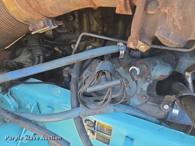 image for item DT5287 2001 Kenworth  W900 semi truck