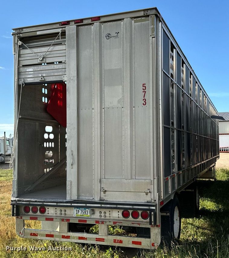 image for item DV2817 2008 Barrett livestock trailer