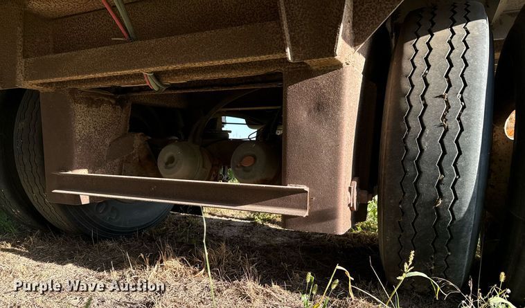 image for item DV2817 2008 Barrett livestock trailer