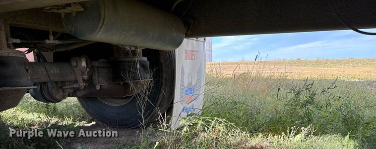 image for item DV2821 2003 Barrett livestock trailer