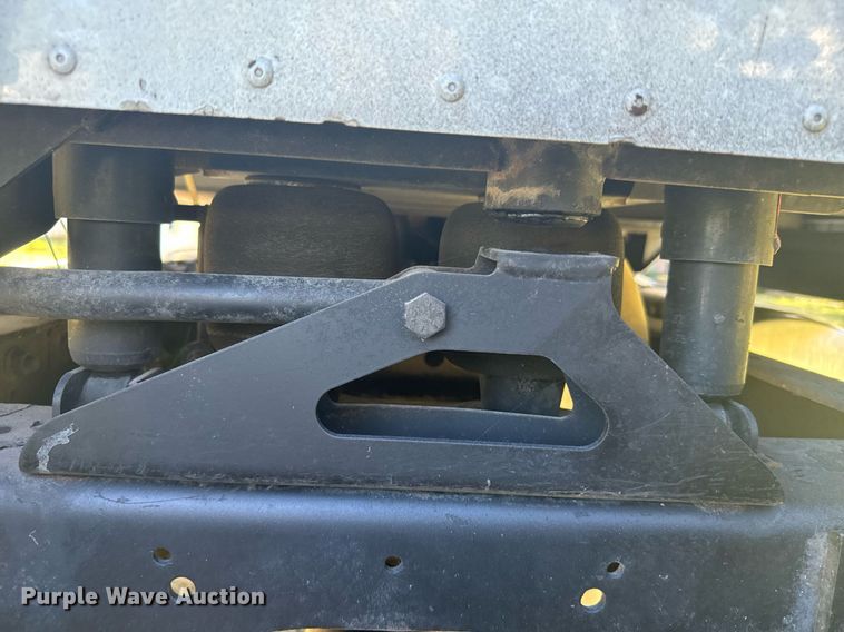 image for item DV2833 2007 International  9400i semi truck