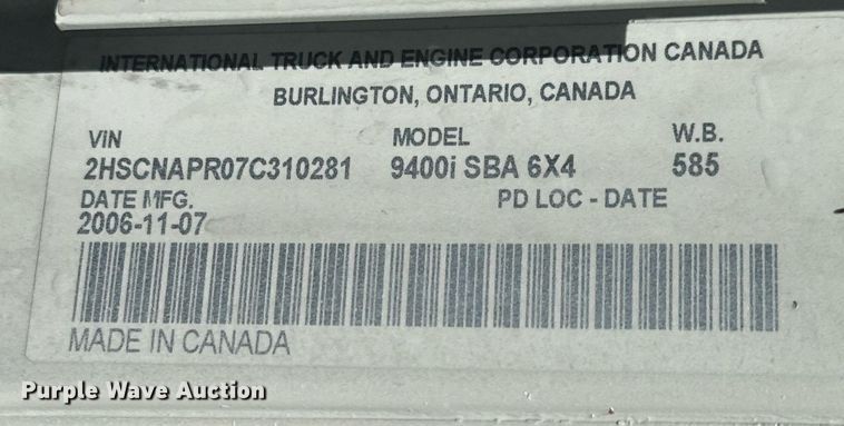 image for item DV2833 2007 International  9400i semi truck