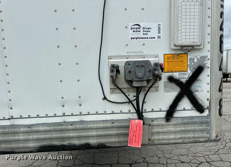 image for item DV5873 2010 Utility  dry van trailer