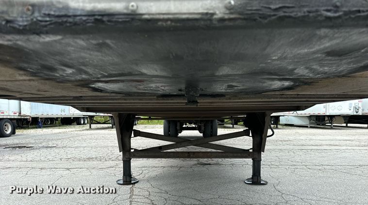 image for item DV5873 2010 Utility  dry van trailer