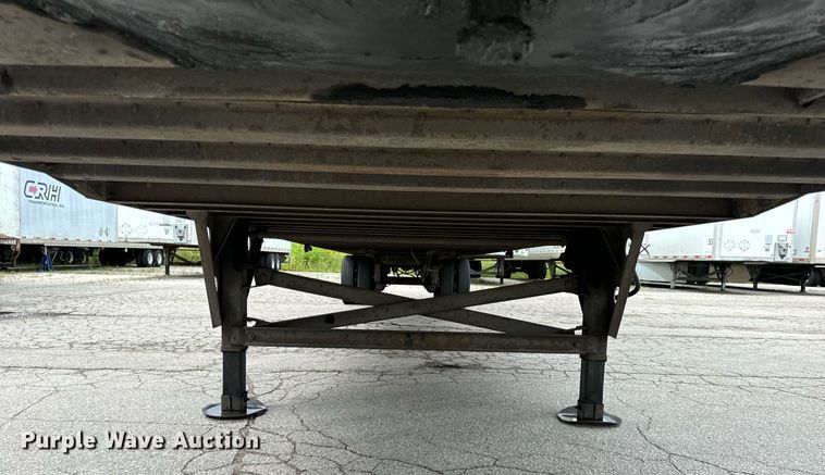 image for item DV5873 2010 Utility  dry van trailer