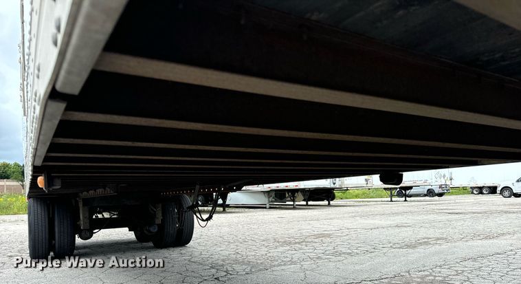 image for item DV5873 2010 Utility  dry van trailer