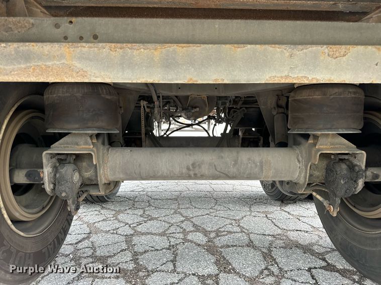 image for item DV5873 2010 Utility  dry van trailer