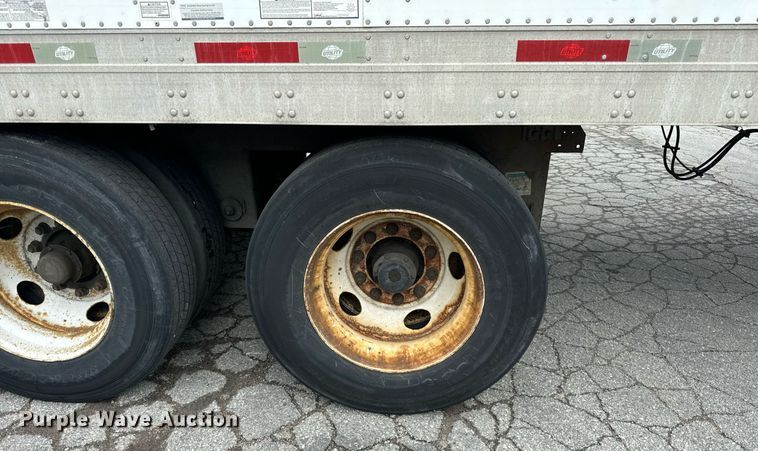 image for item DV5873 2010 Utility  dry van trailer