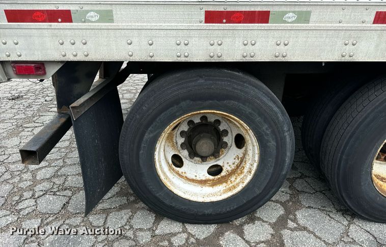 image for item DV5873 2010 Utility  dry van trailer