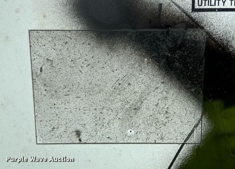 image for item DV5873 2010 Utility  dry van trailer