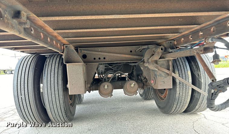 image for item DV5880 1998 Utility  dry van trailer