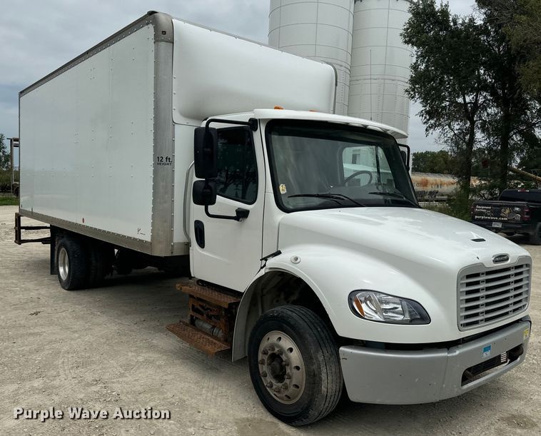 image for item EE7481 2017 Freightliner Business Class M2 box truck