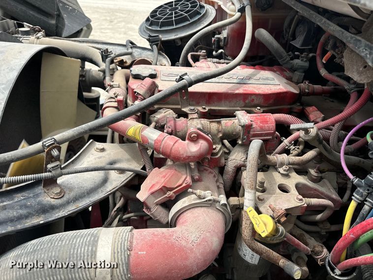 image for item EE7481 2017 Freightliner Business Class M2 box truck