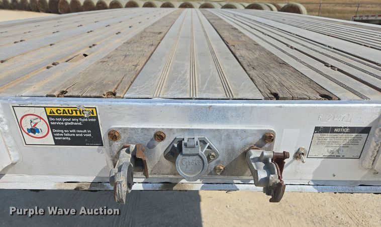image for item EE7793 2014 Wilson AF-1080SS flatbed trailer