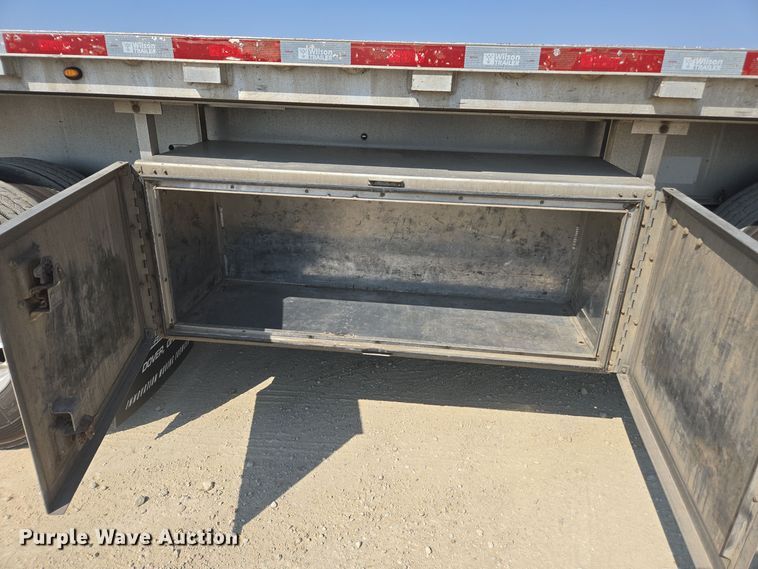 image for item EE7793 2014 Wilson AF-1080SS flatbed trailer